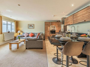 2 Bed in Tenby FB219